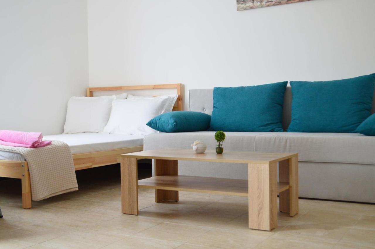 Aquamarine Apartament *